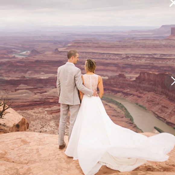 Jenny Yoo Fallon Wedding Gown Size 0 NWOT - Picture 4 of 10